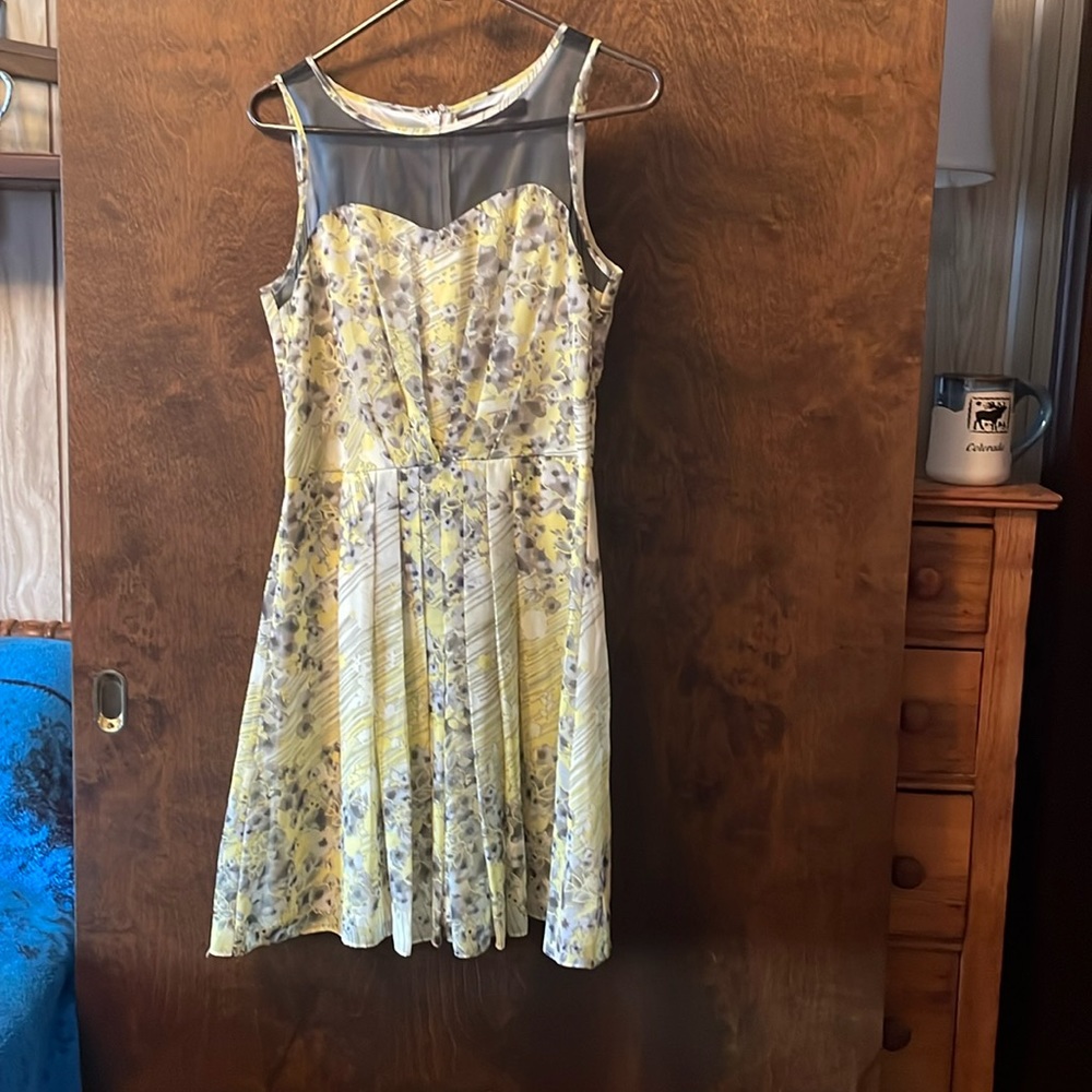 The limited yellow cocktail dress